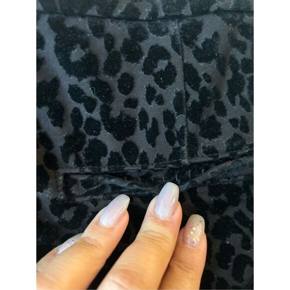 Old Navy Velvet Flocked LeopardPixy High-rise Pants sz 6 Preppy Career Holiday P - Picture 9 of 9